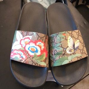 Gucci women’s slides
